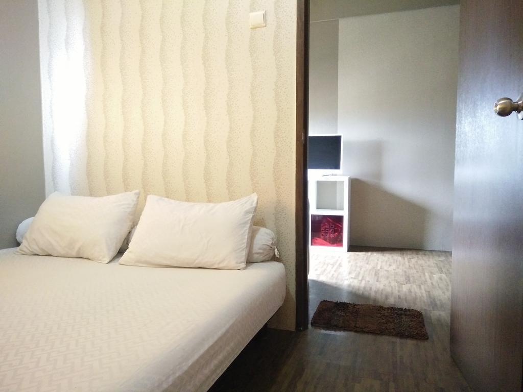 Apartment The Suites Metro By Yudis باندونج الغرفة الصورة
